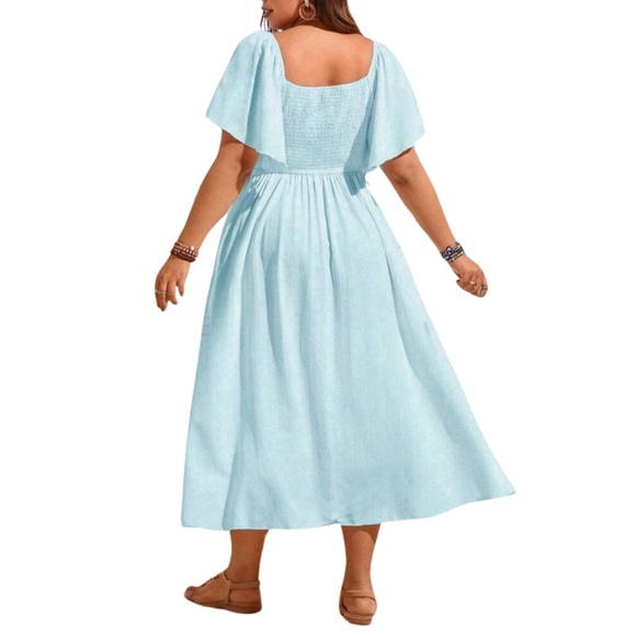 🩵 PLUS Dress 🩵 - Picture 2 of 5